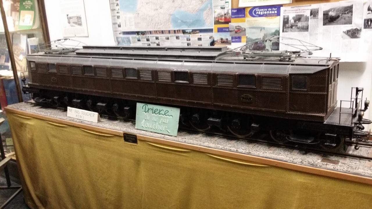 Visite des réseaux miniatures HO et O de l'AFAC